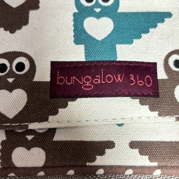 Bungalow 360 Wristlet Wallet Clutch Bag Owl - Picture 10 of 12